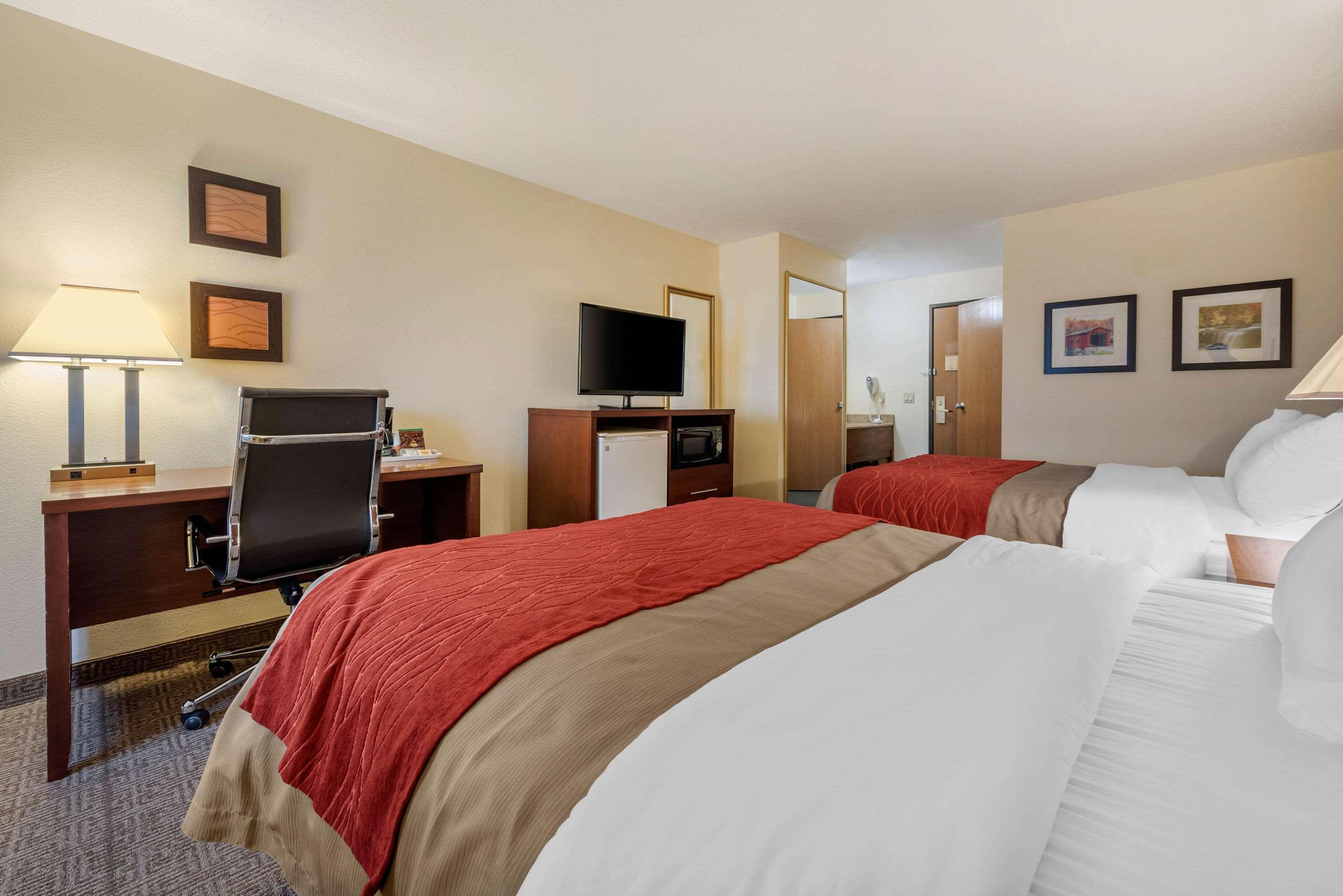 Comfort Inn Warren I-69 Exterior photo