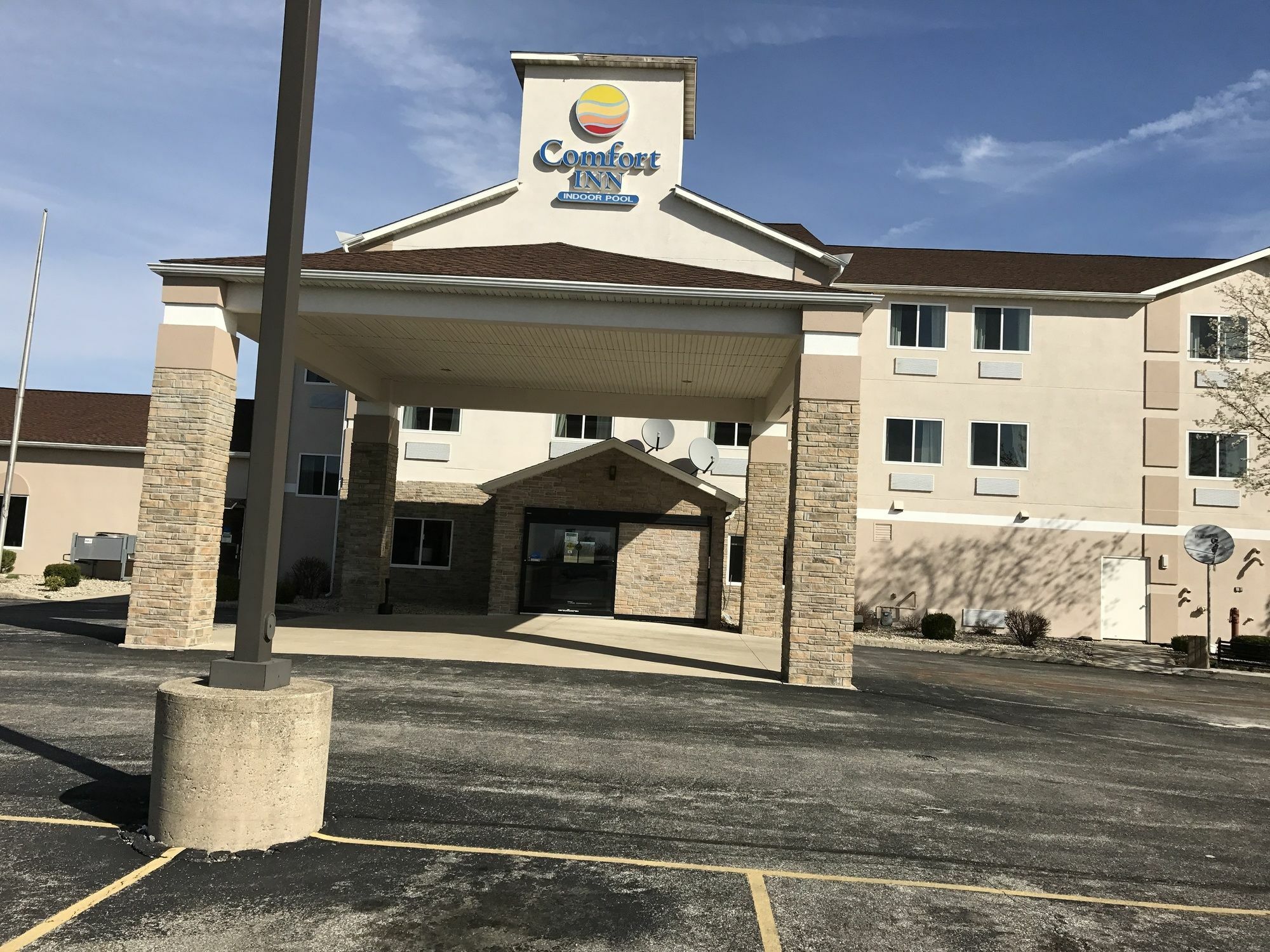 Comfort Inn Warren I-69 Exterior photo
